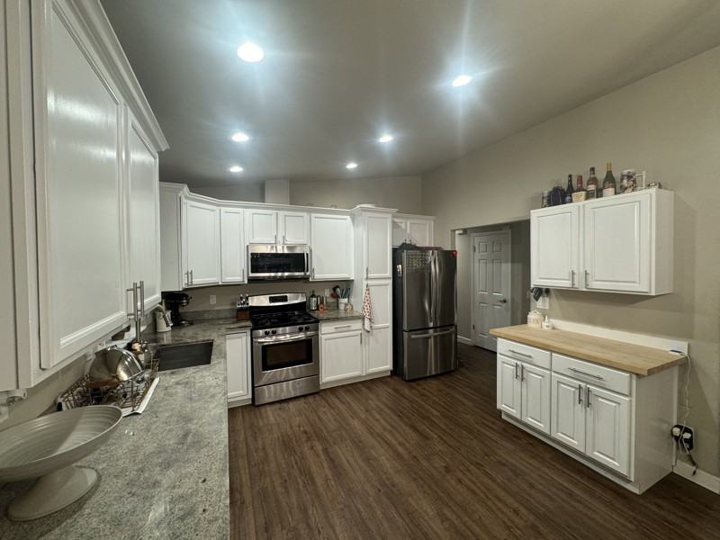 4923 61st Dr Ne #1 - Photo 2 of 14