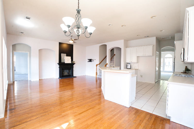 2209 Graystone Ct - Photo 3 of 17