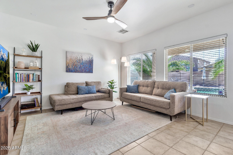 1231 E Canyon Trl - Photo 6 of 18