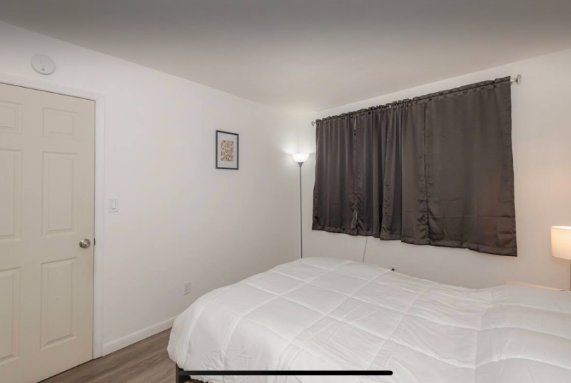 1017 Ne 14th Ave #2 - Photo 4 of 13