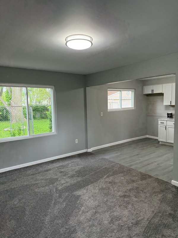 31639 Grand Traverse St - Photo 3 of 6