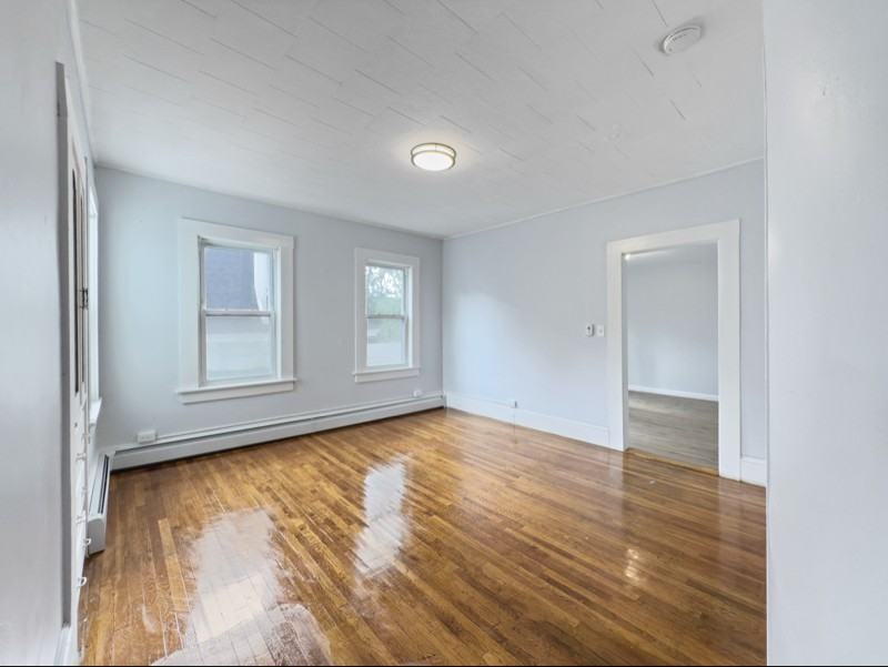 29 Whitman St #2 - Photo 2 of 15