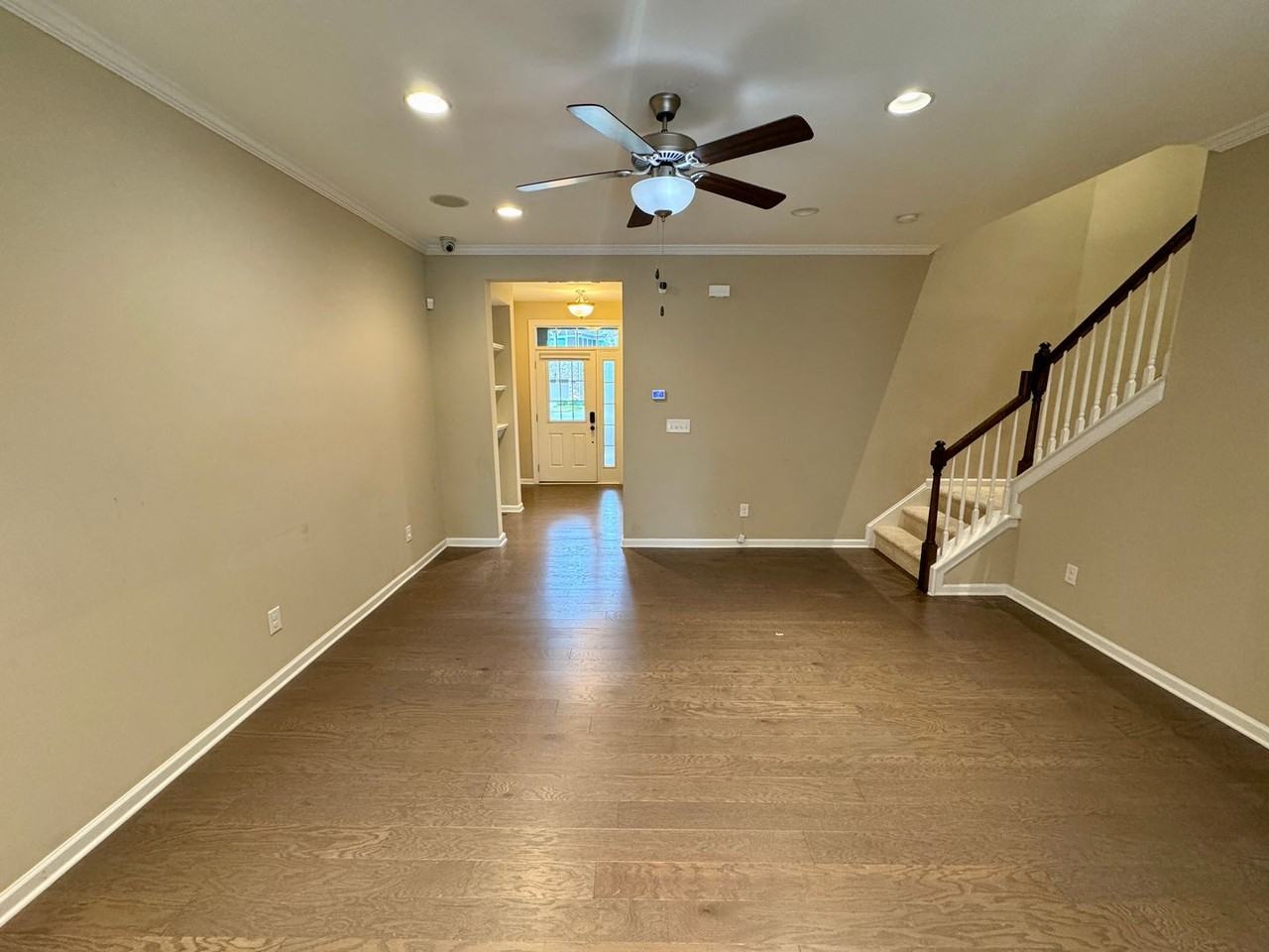 9623 Glenburn Ln - Photo 6 of 29