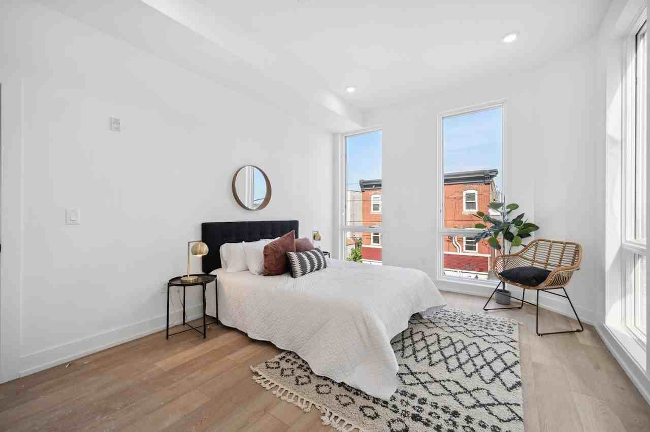 3037 Richmond St #401 - Photo 4 of 14