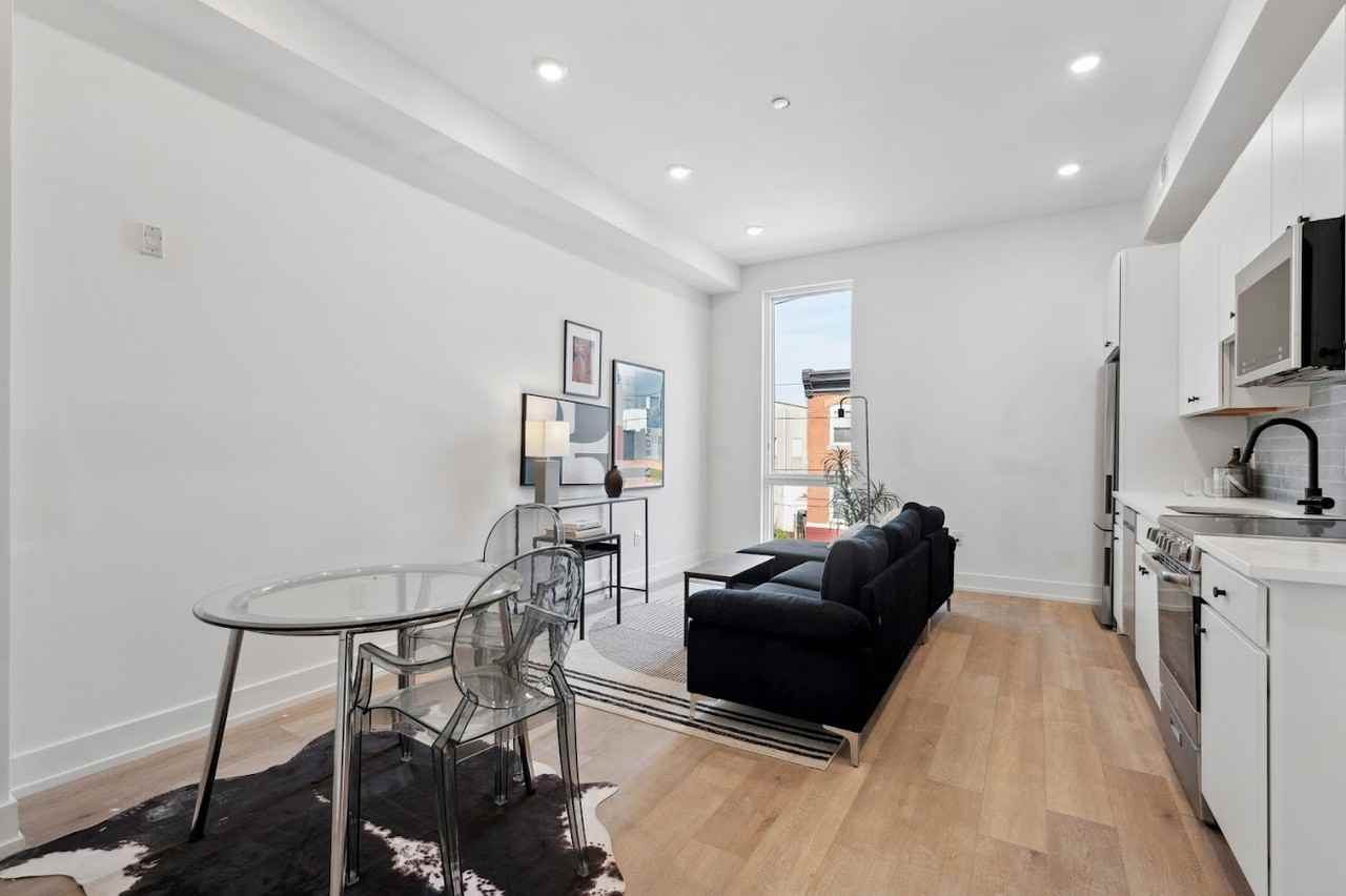 3037 Richmond St #401 - Photo 7 of 14