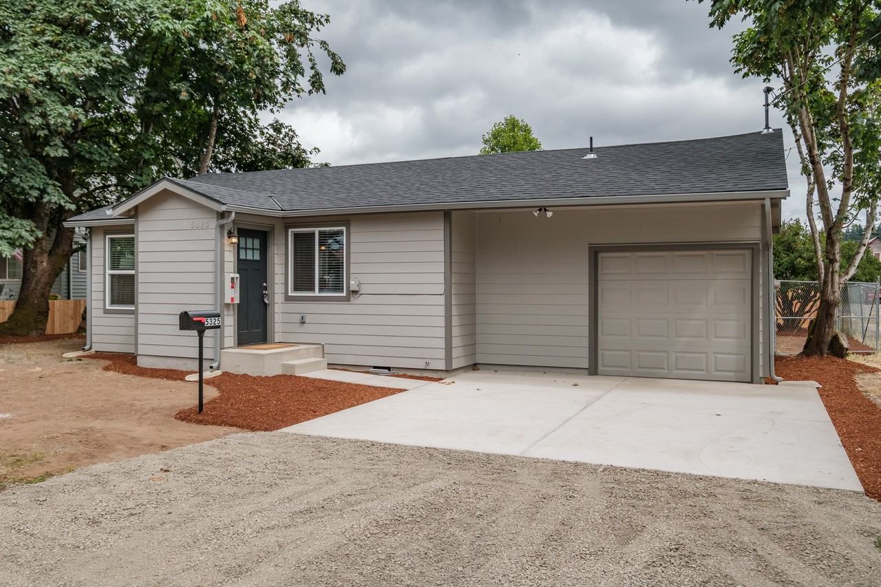 5325 Elgin St Se #NA - Photo 2 of 22