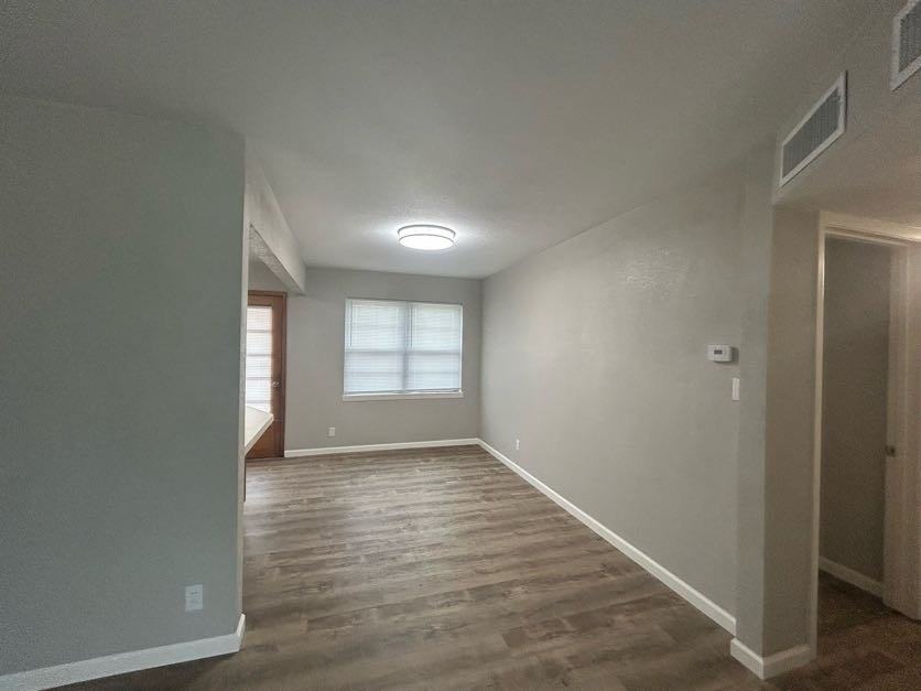 1102 Nw 13th St #NA - Photo 3 of 15