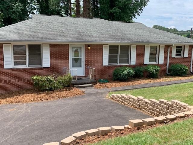 891 Parkway Dr Se #NA - Photo 2 of 17