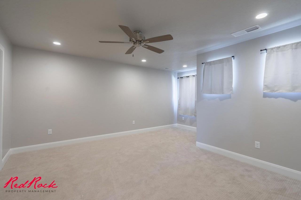 2277 E Mirador Aly - Photo 7 of 50