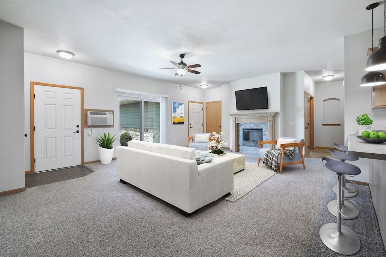 Hickory Park Apartments - Photo 2 of 5