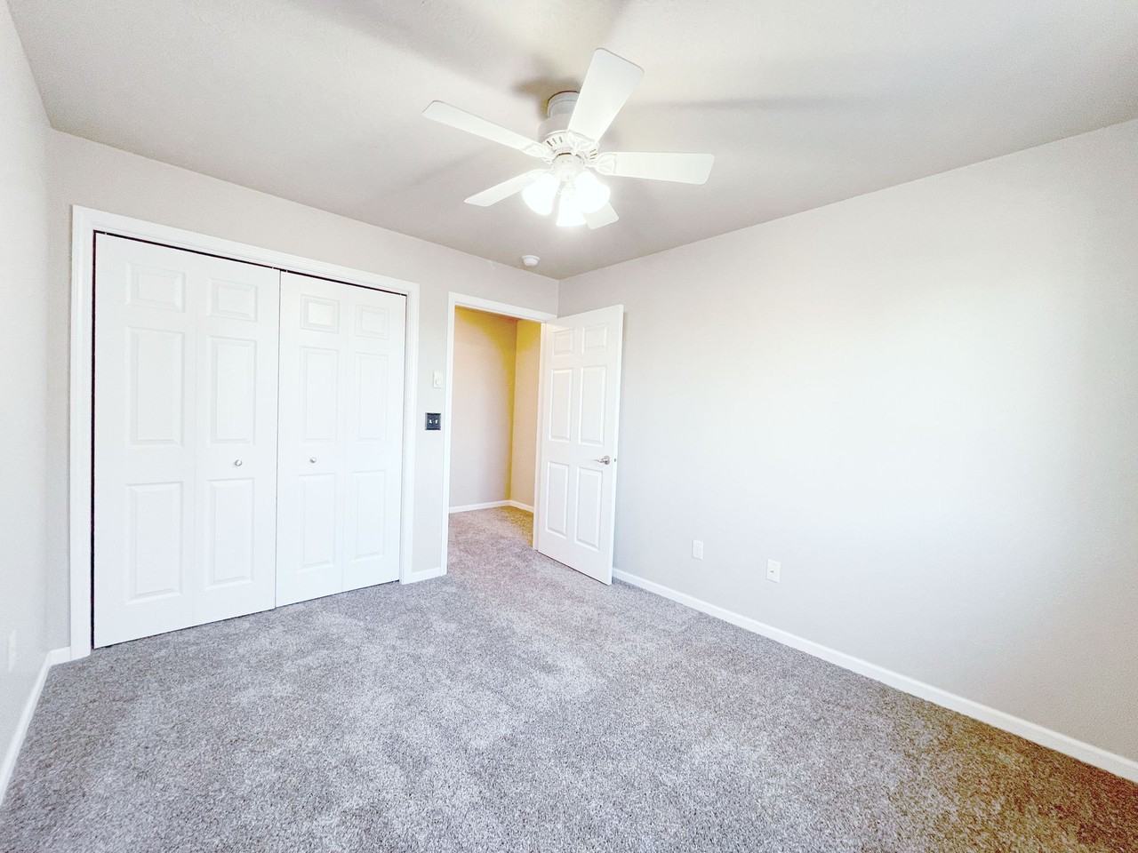 Green Square Apartments - Photo 6 of 10