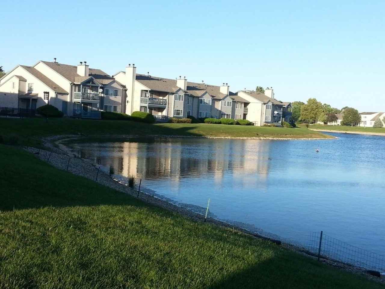 2508 Windward Blvd - Photo 3 of 17