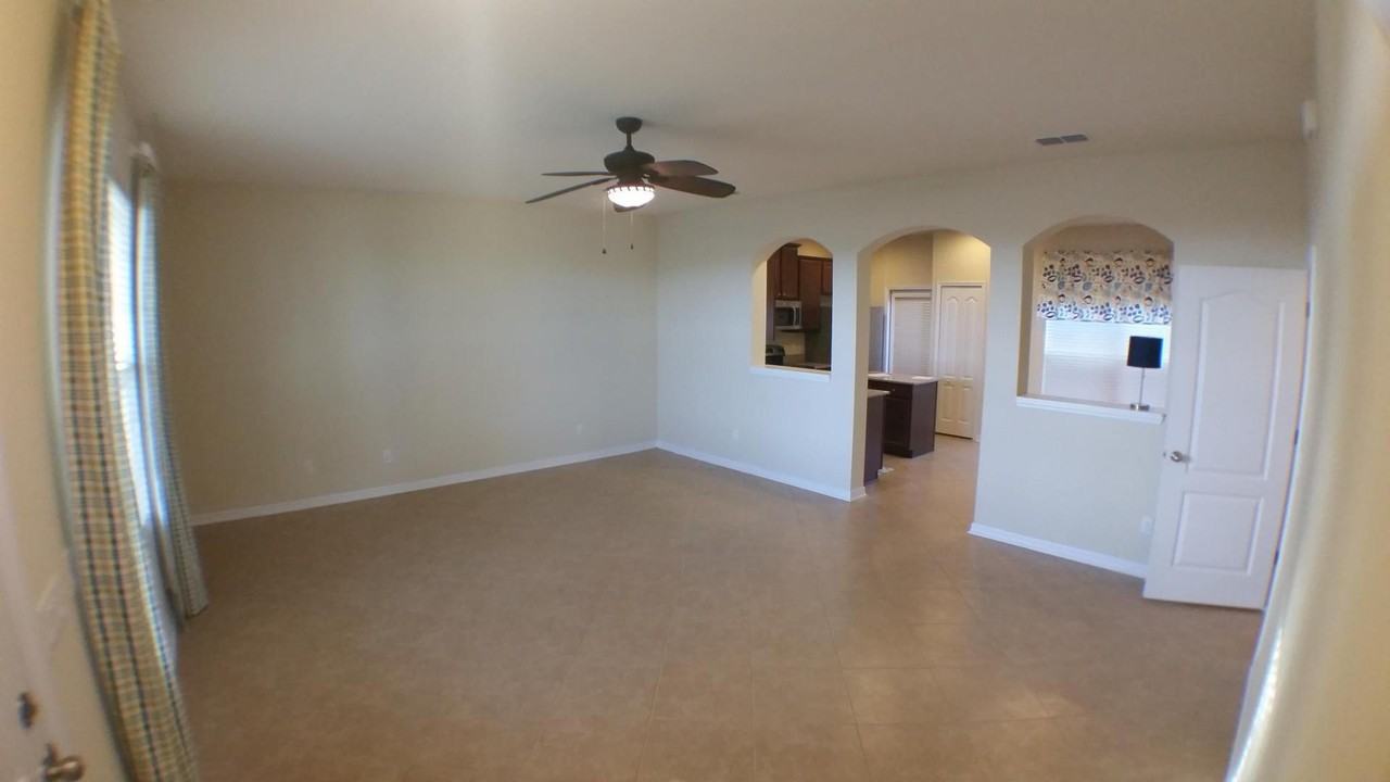 550 Juniper Springs Dr - Photo 3 of 24