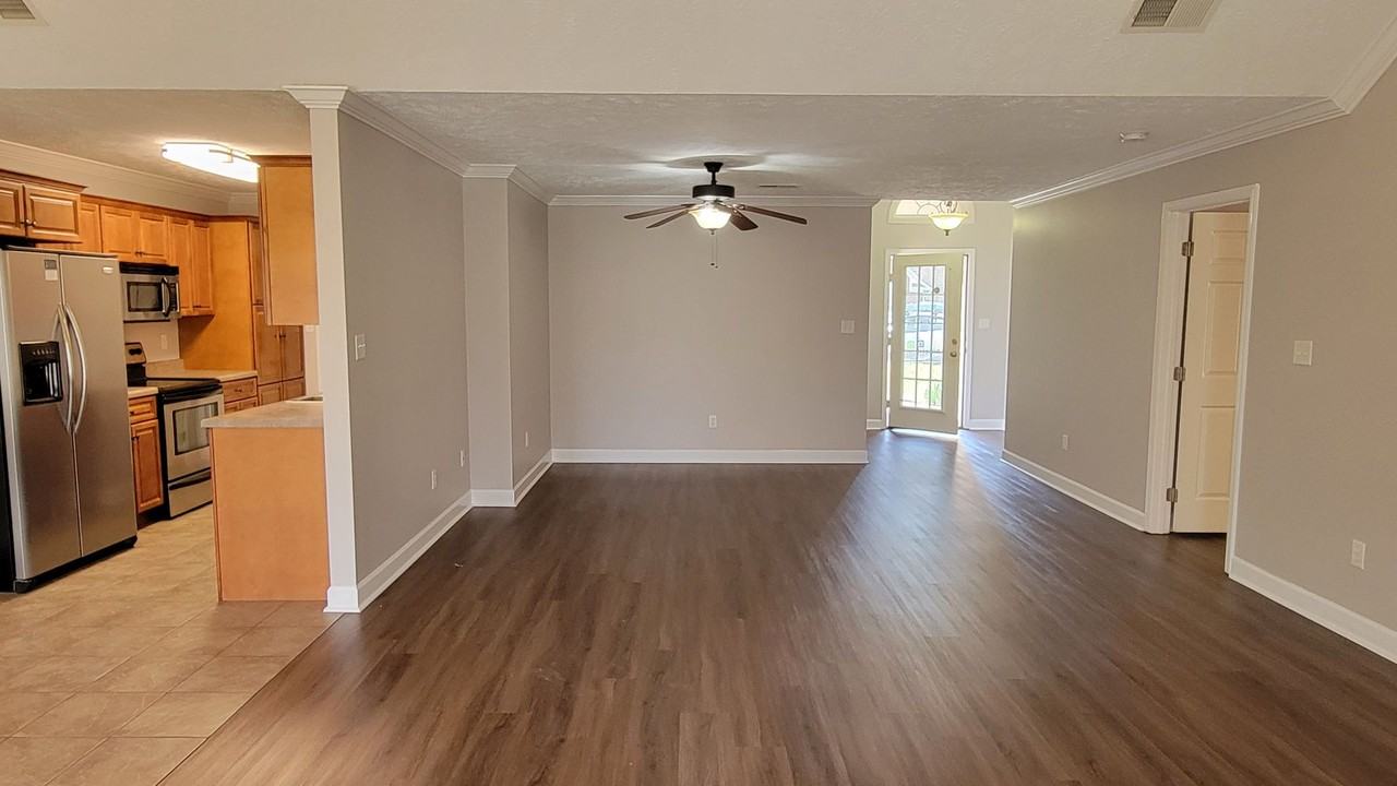 75 Doublecreek Cove - Photo 3 of 28