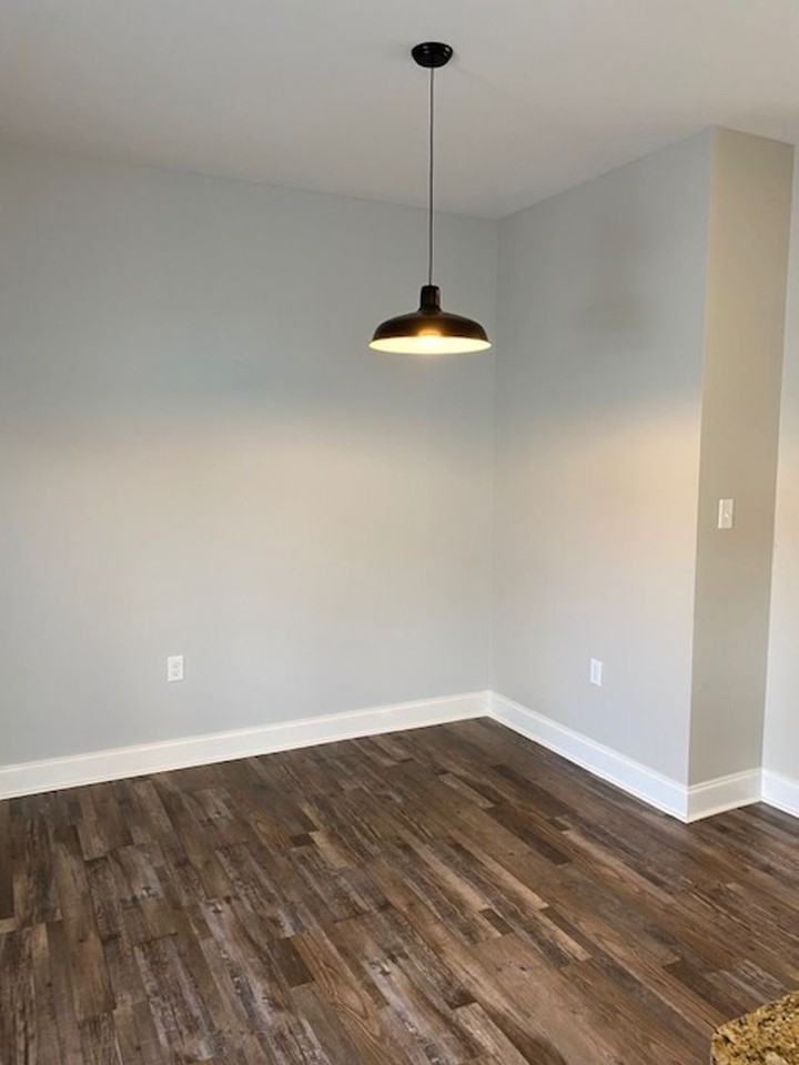 2950 Smallhouse Rd - Photo 6 of 22
