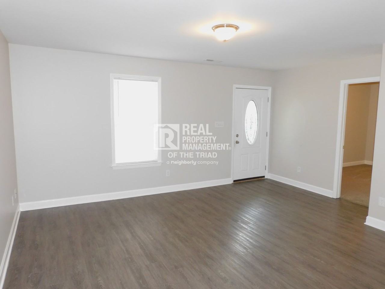 2222 Victoria Village Ln - Photo 2 of 26