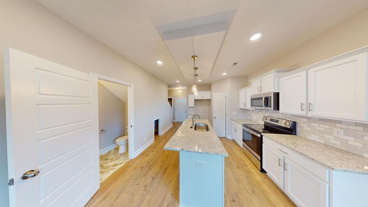 525 Herman Dr - Photo 5 of 18