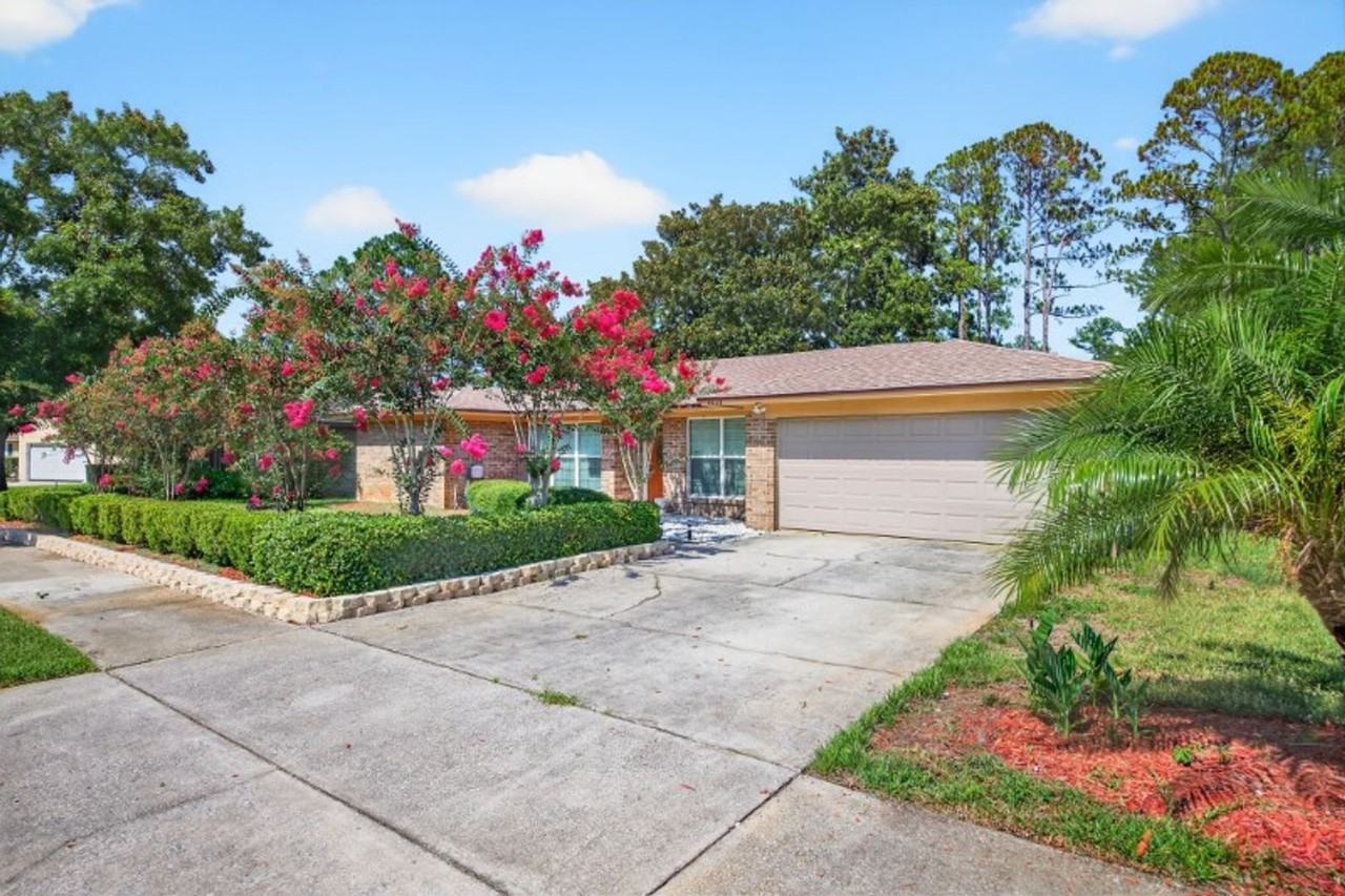 9727 Viceroy Dr E - Photo 3 of 24