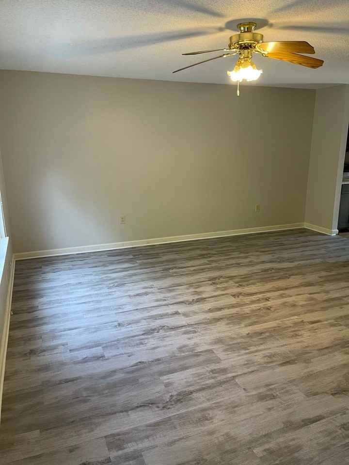 101 College Heights - Photo 4 of 34