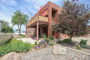 featured image of 1276 Broadway Street