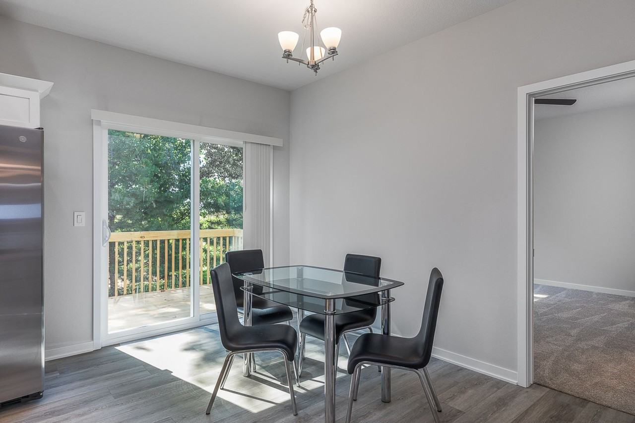 4732 167th St - Photo 3 of 27