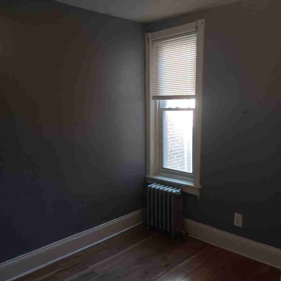 464 E Cosgrove St - Photo 3 of 18