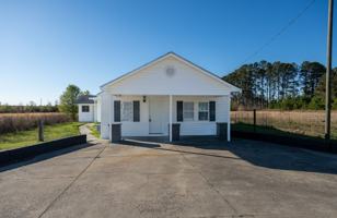 featured image of 3250 Martin Luther King Jr Dr