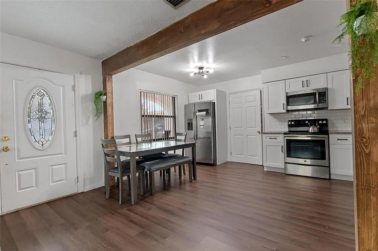 608 William Ave - Photo 2 of 8