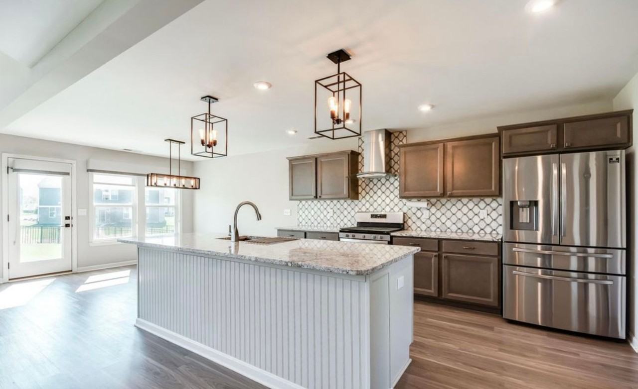 15911 Long Meadow Way - Photo 7 of 42