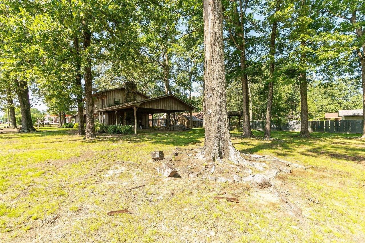 8801 Brockington Road - Photo 2 of 32