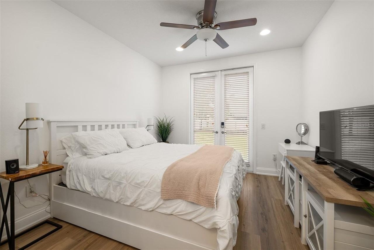 111 North Albany Avenue #7 - Photo 5 of 26