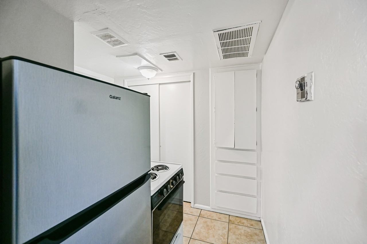 3025 North 32nd Street #41 - Photo 4 of 9