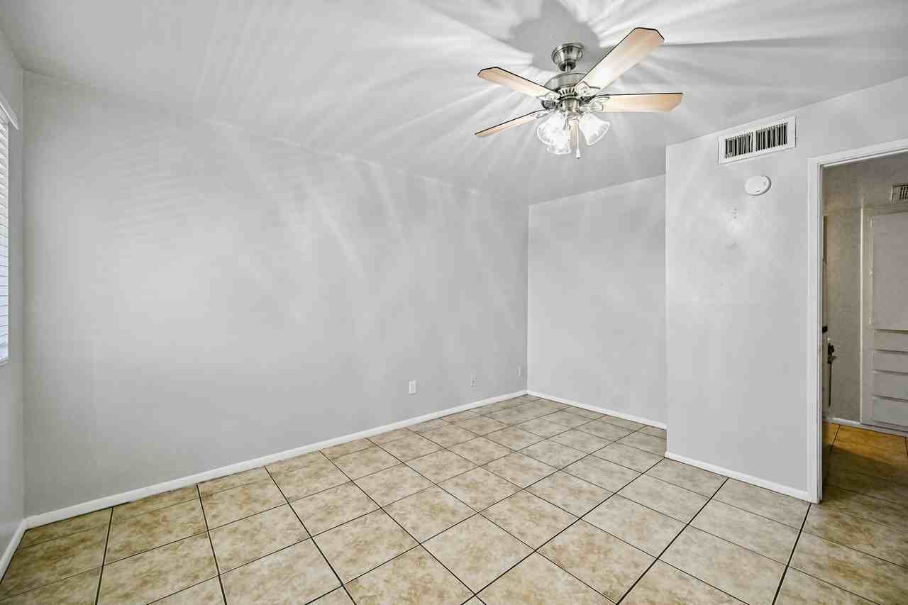 3025 North 32nd Street #41 - Photo 5 of 9