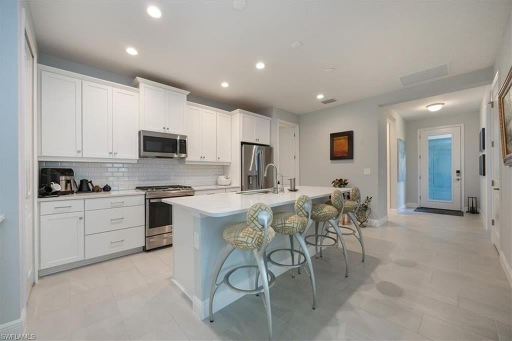 2401 Ariane Dr - Photo 4 of 17