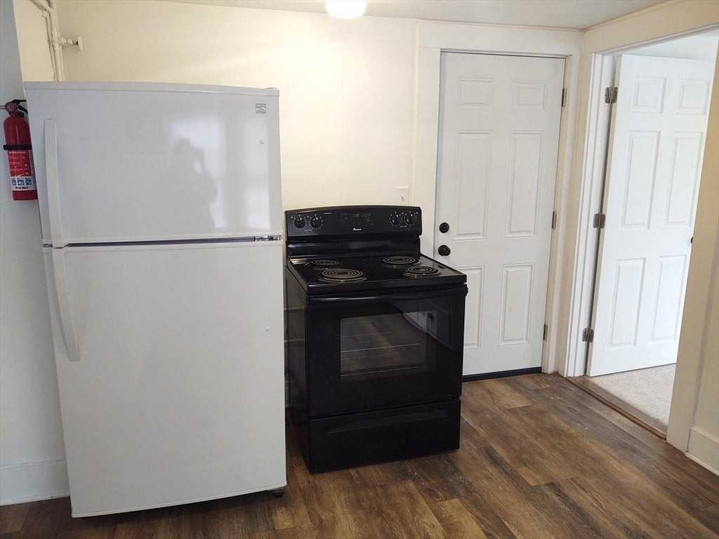 62 Kilbourn Rd - Photo 7 of 21