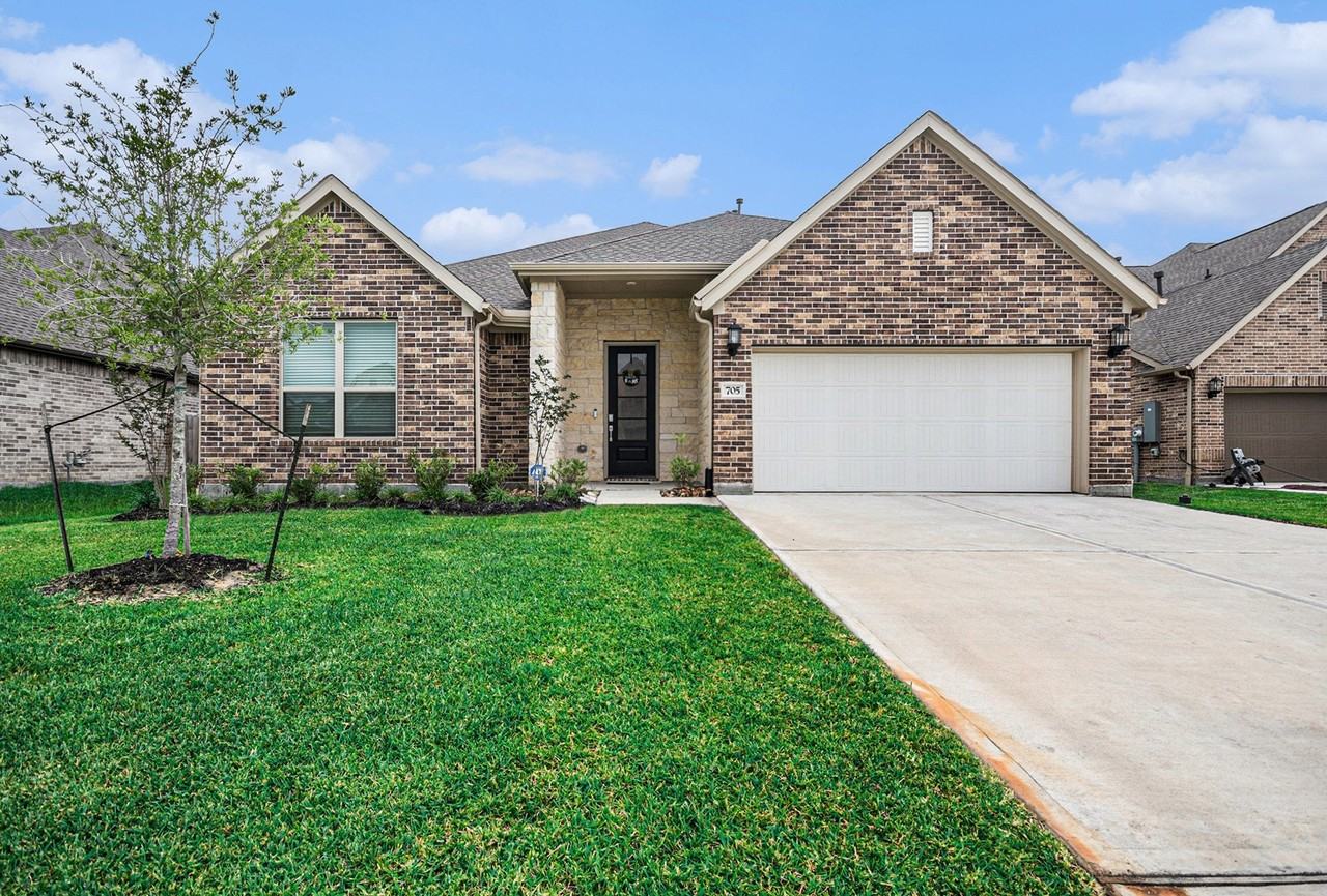 705 Western Fern - Photo 3 of 39