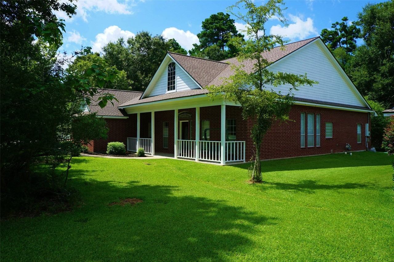 2429 Chantilly Lane - Photo 3 of 27