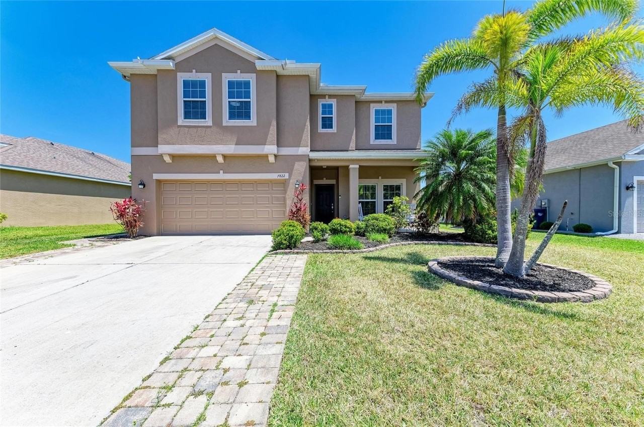 7822 110th Ave E - Photo 3 of 50