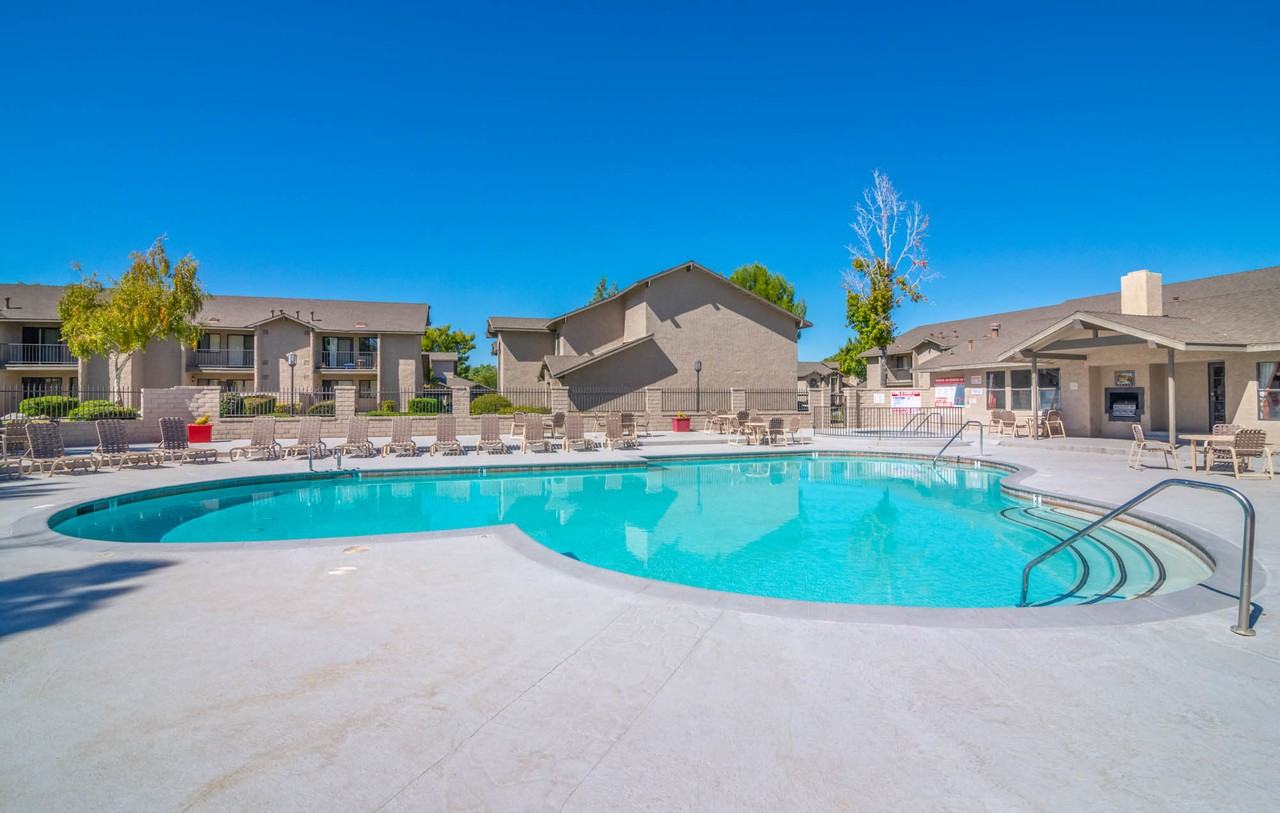 Sunset Ridge Apartments - Photo 3 of 18