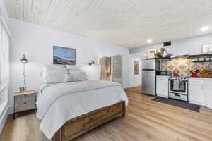 featured image of 11863 Wimbledon Circle #444