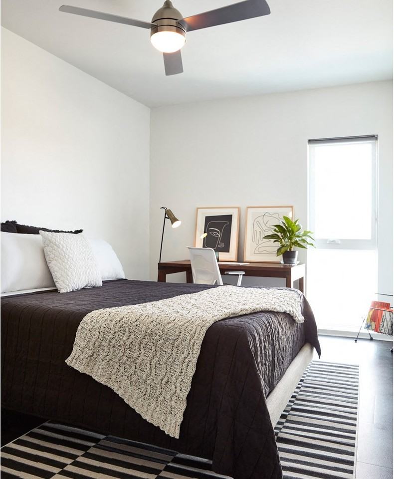 Crystal Flats - Photo 6 of 50