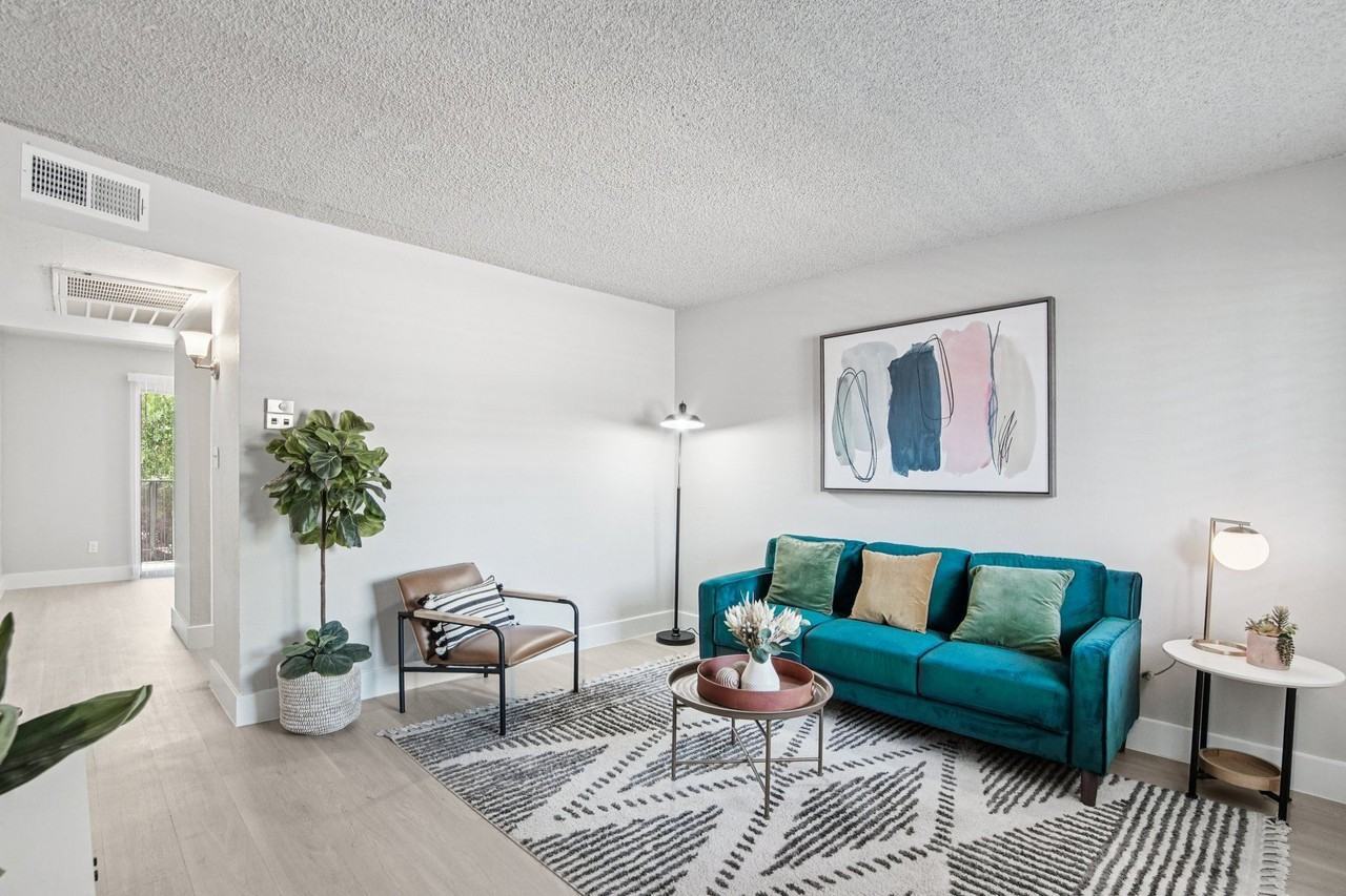 Ardella on 28th - Photo 4 of 28