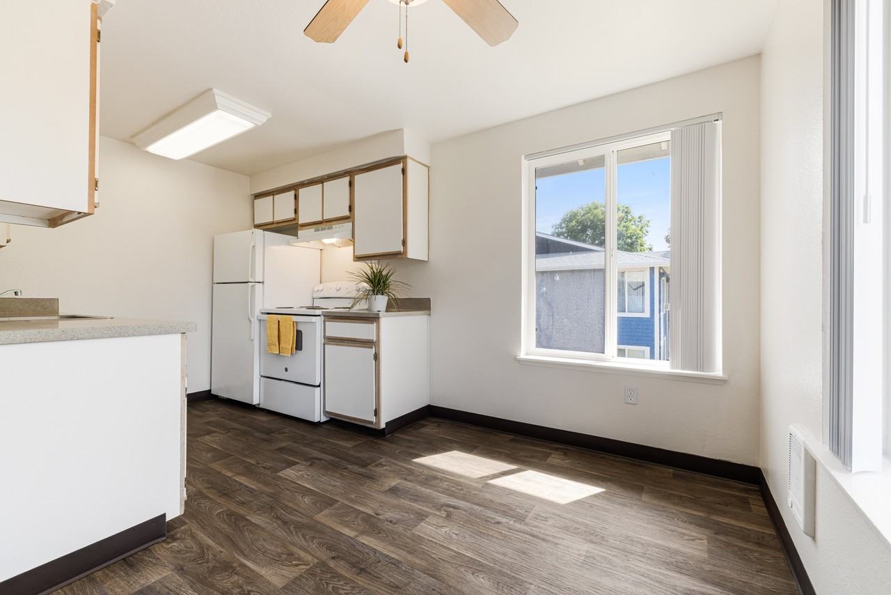 Orchards Apartments - Photo 7 of 22