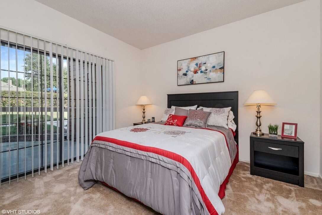 Oak City Apartments - Photo 4 of 25