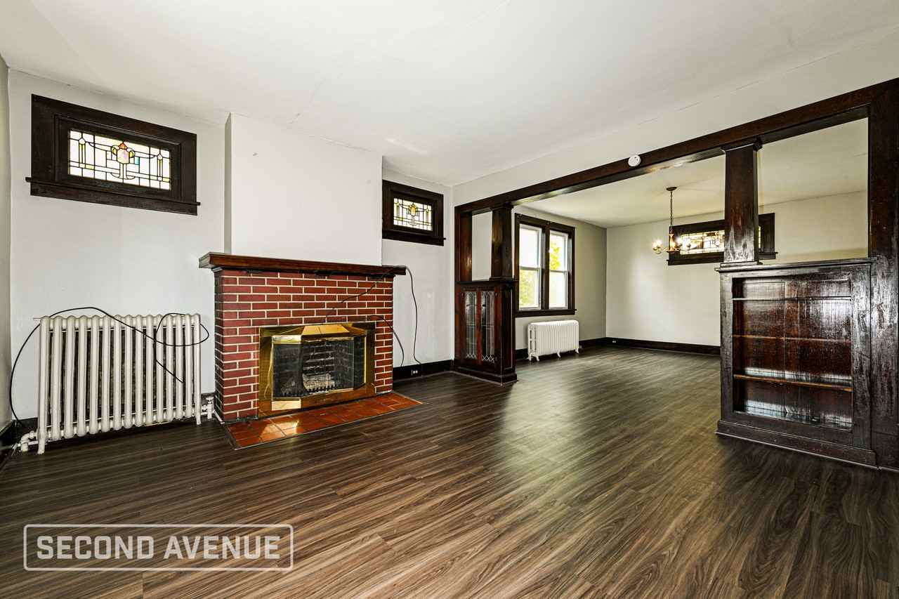 416 Charles St - Photo 2 of 28