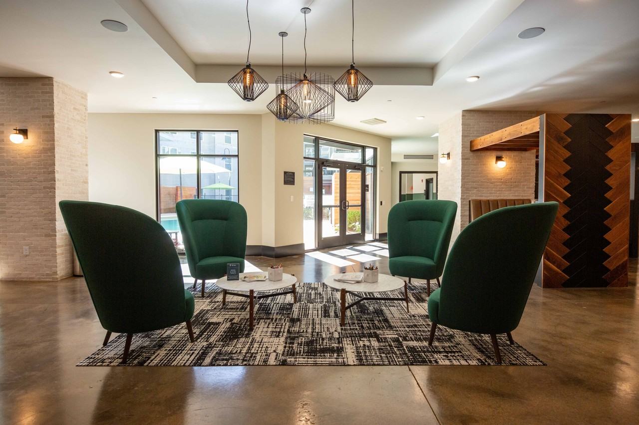 Live 8 West - Photo 2 of 30