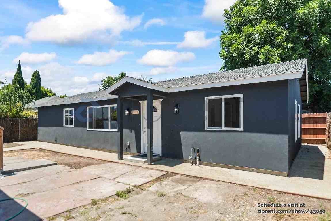 1715 96th Ave - Photo 2 of 25