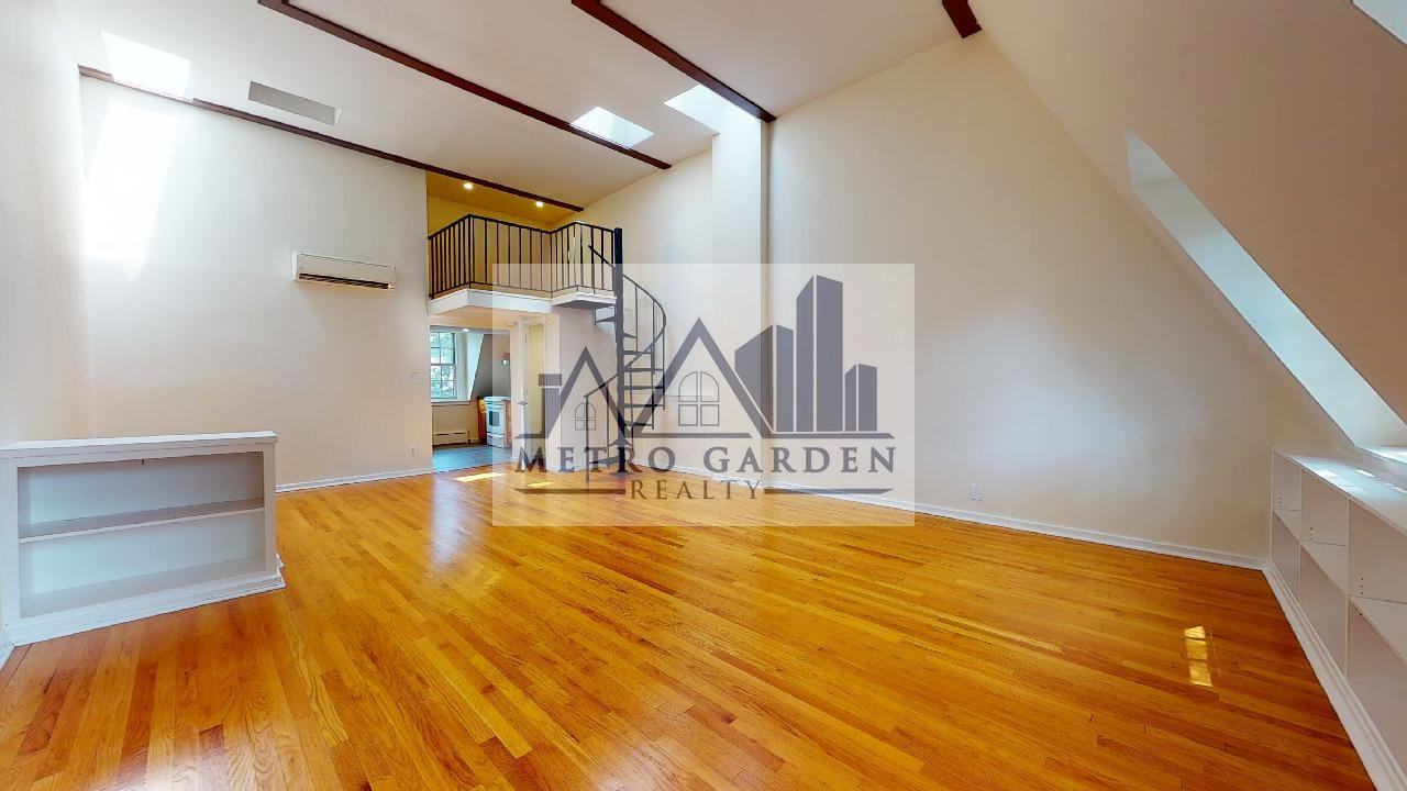 382 Burns Street #2 - Photo 7 of 38