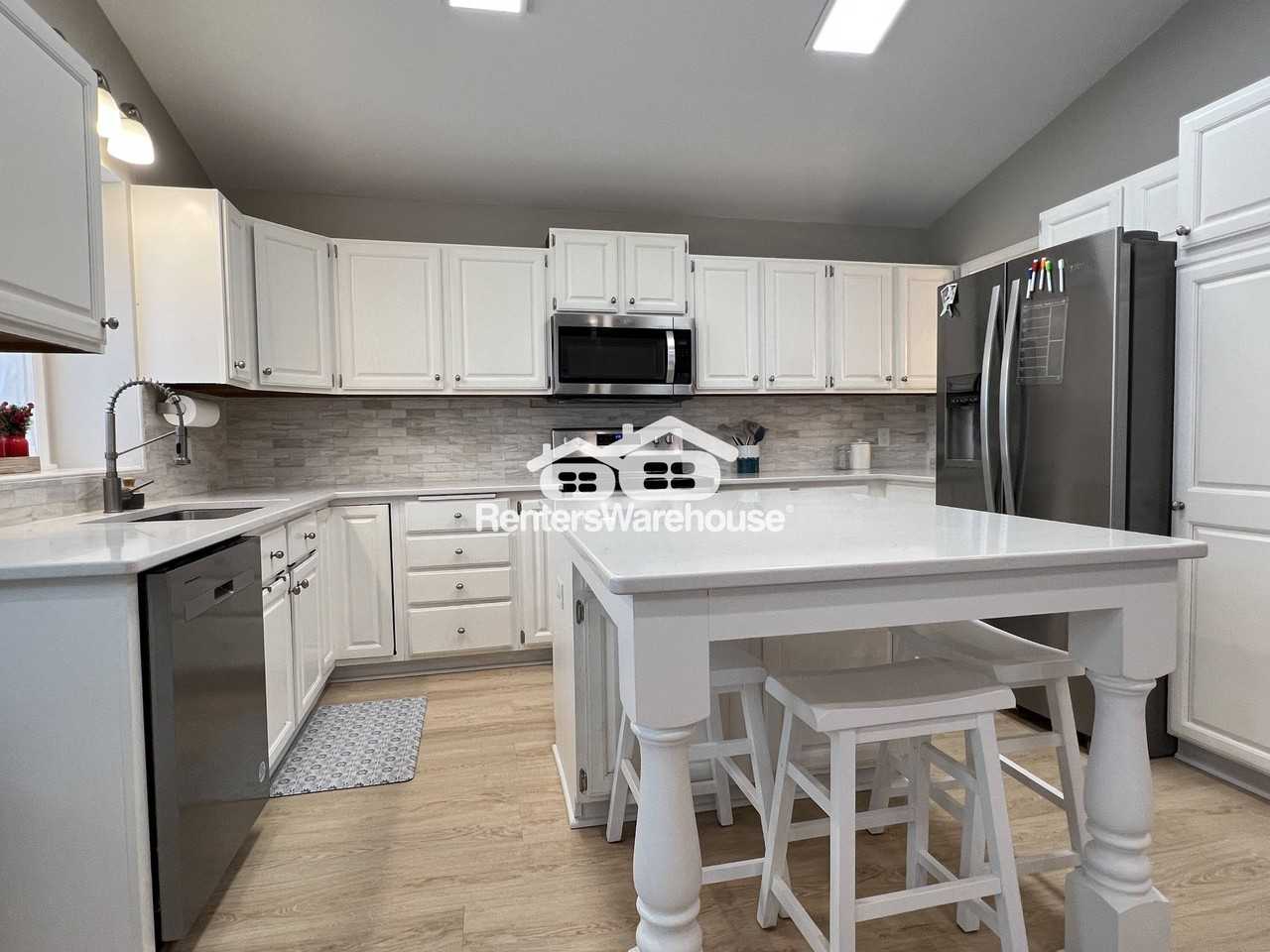 3838 Danbury Trl - Photo 3 of 25