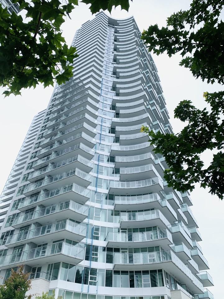 13768 100 Avenue - Photo 3 of 24